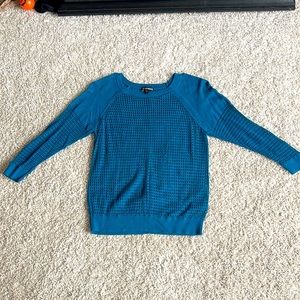 SWEATER TOP MORE OF A TEAL COLOR NWOT